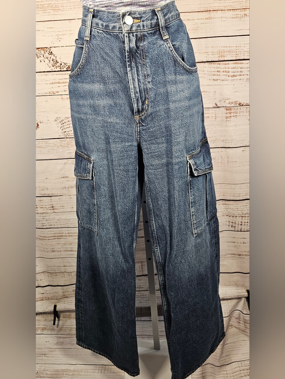 AGOLDE Minka High Rise Wide Leg Cargo Jeans Size 26 Path Medium Wash